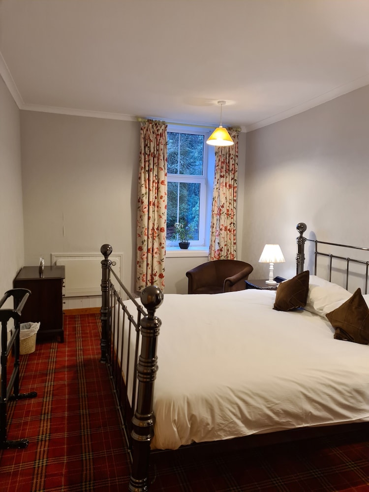 Ardbrecknish House view 4