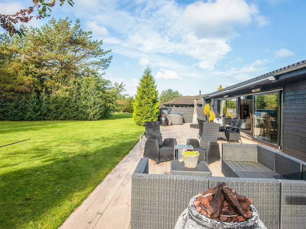 5 Star Holiday Home in Silkeborg