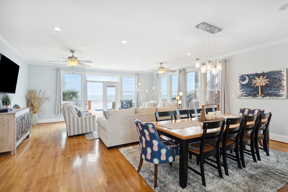 Oceanfront w Pool Panoramic Deck Views 5bdr Folly Ocean Breeze by Avantstay