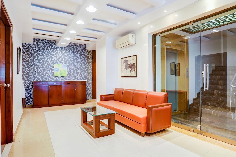 Blissful Stays at Ramdaspeth Downtown