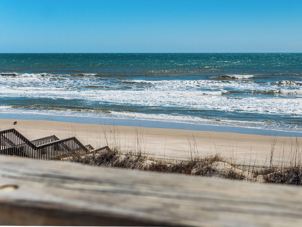 The Salty Spot by Topsail Realty
