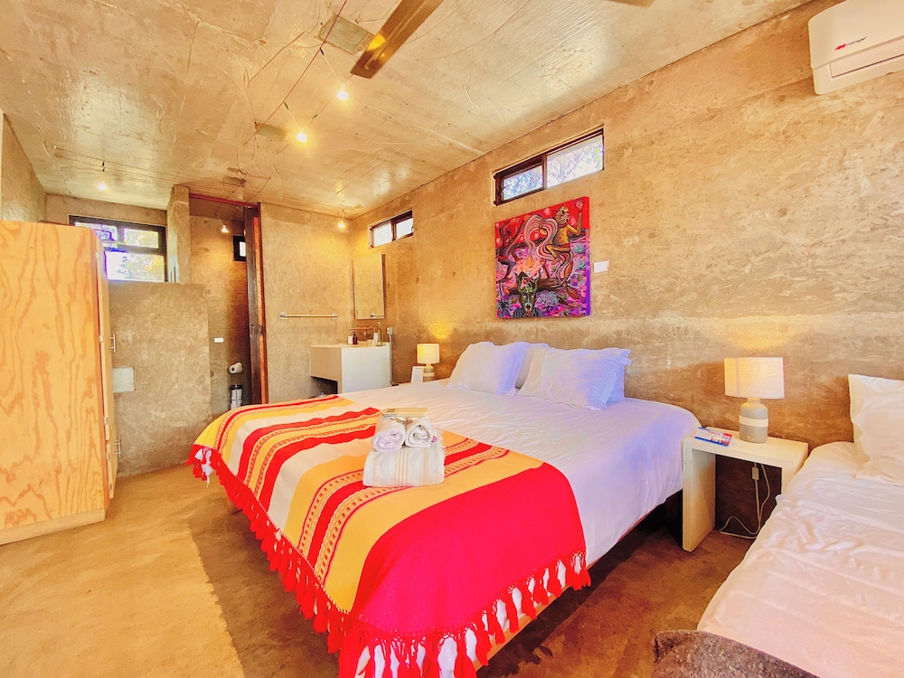 Perro Surfero Hotel Boutique - Todos Santos, BCS