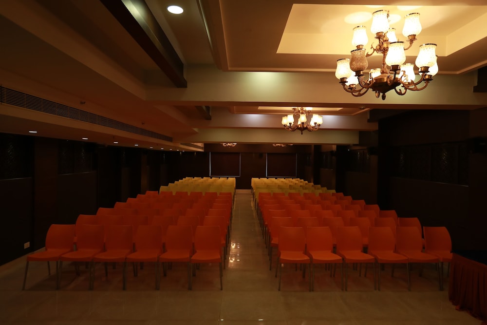 meeting & event spaces
