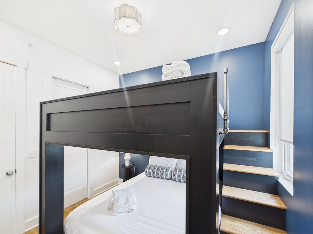 Gallatin Retreat-private Balcony-in East Nashville