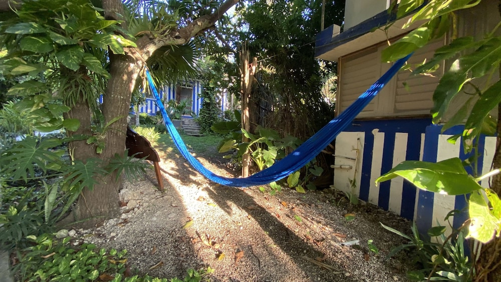 Posada Lulú La Bruja Bacalar