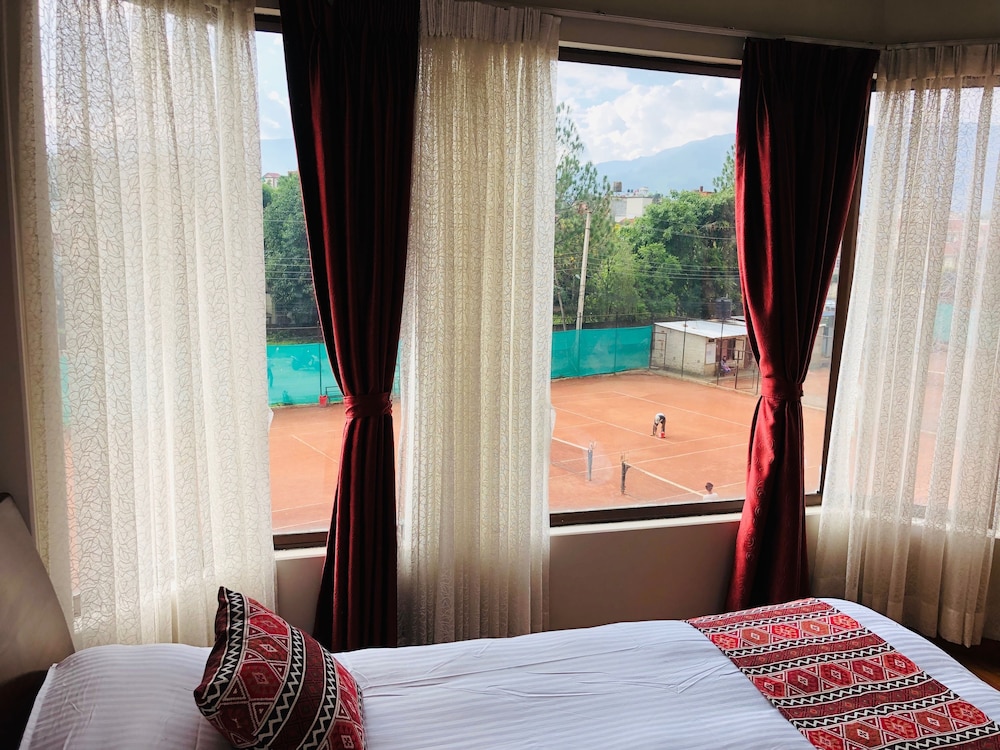 Mavstay Apartment view 3