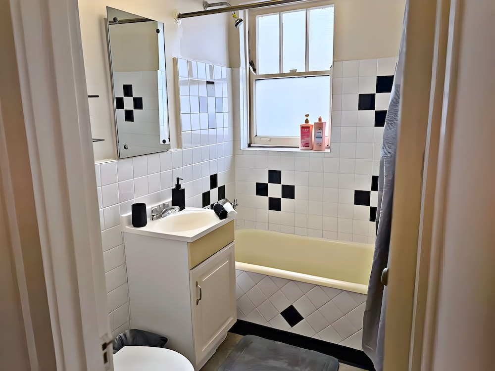 Studio in Gold Coast - SP 1204