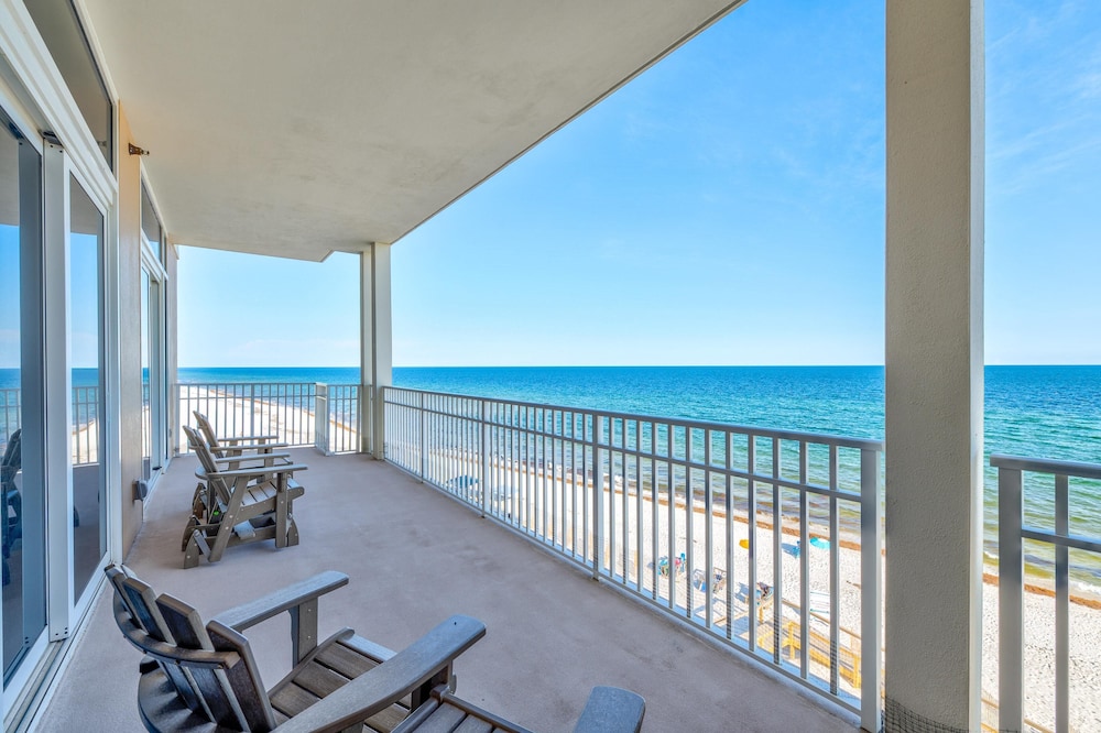Vista Del Mar 406