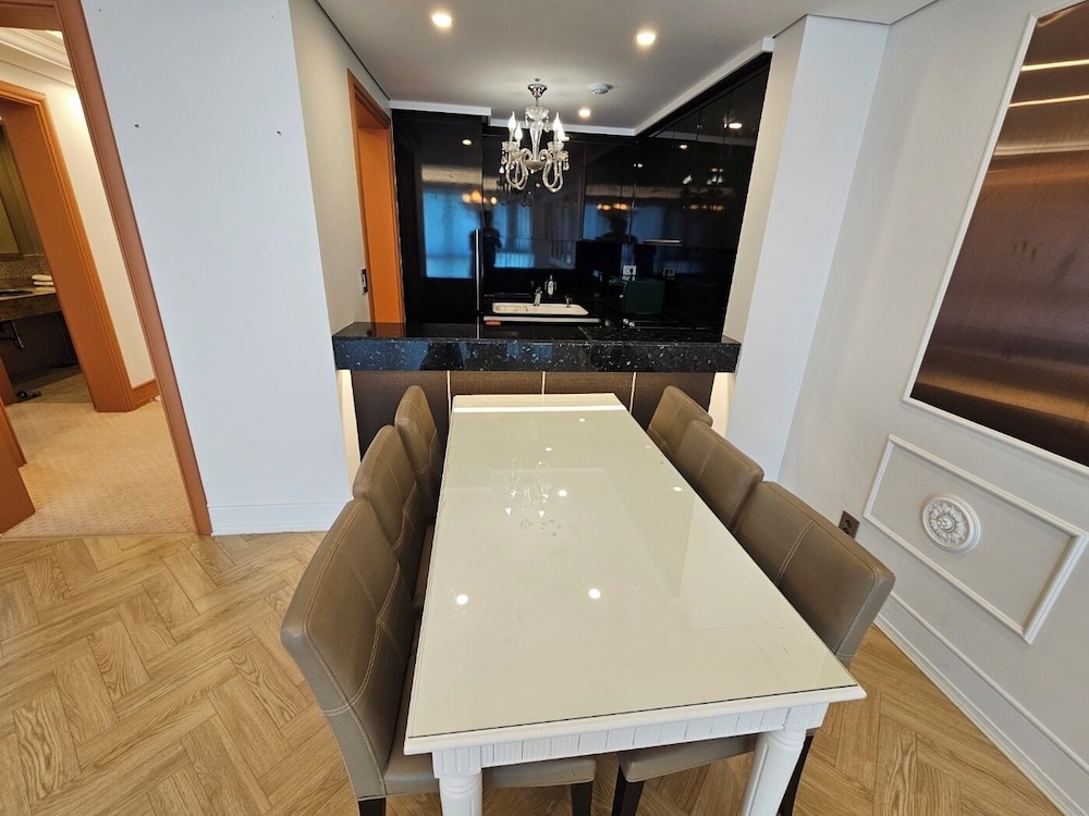 W Residence Hotel Centum City 58