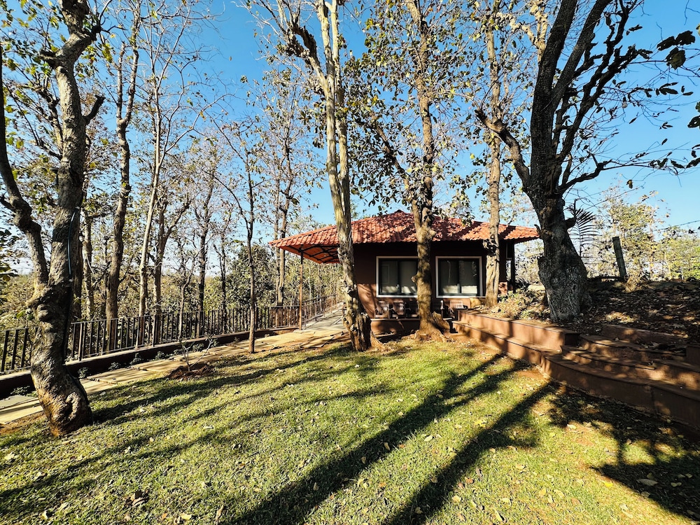 Wild heaven Glamping And Resort Saputara