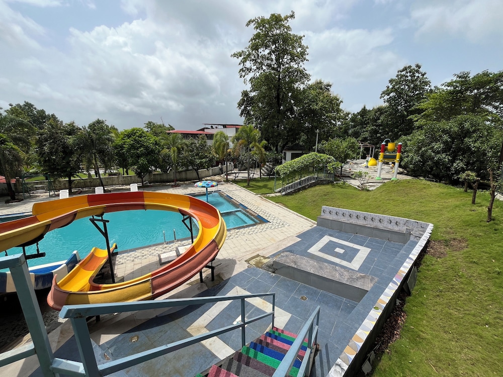 Rustic River Resort