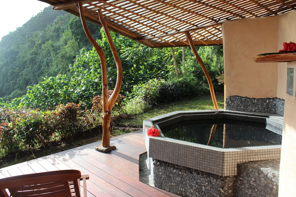 Vanira Lodge