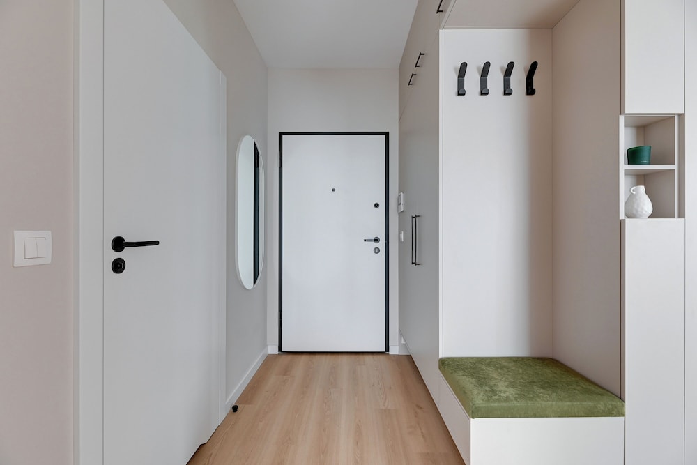 Doki Living - Foodhall & Parking by Downtown Apartments