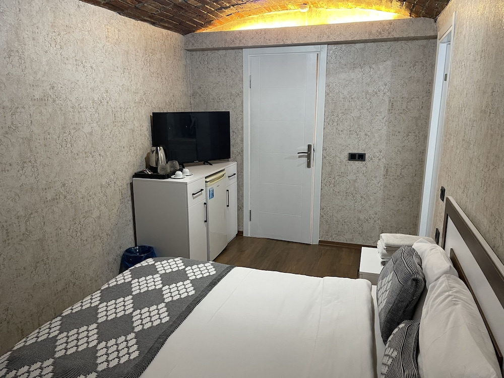 Moda Suit - Image 91