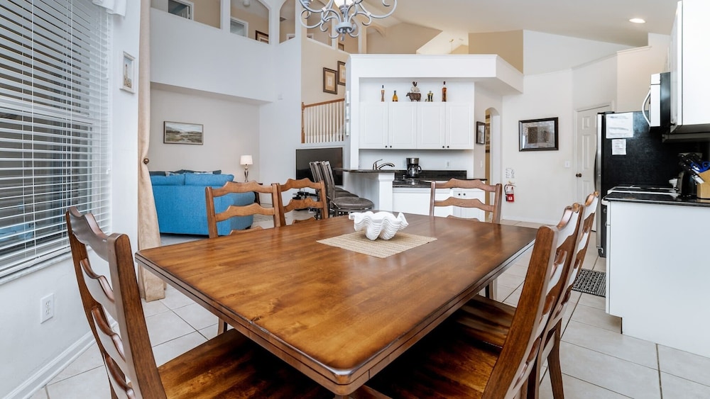 Windsor Palms Resort 6 Bedroom with Pool+Spa 6 Home