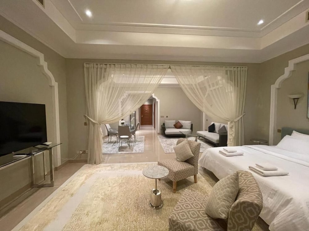 Private Suites Al Hamra Palace at Golf sea Resort