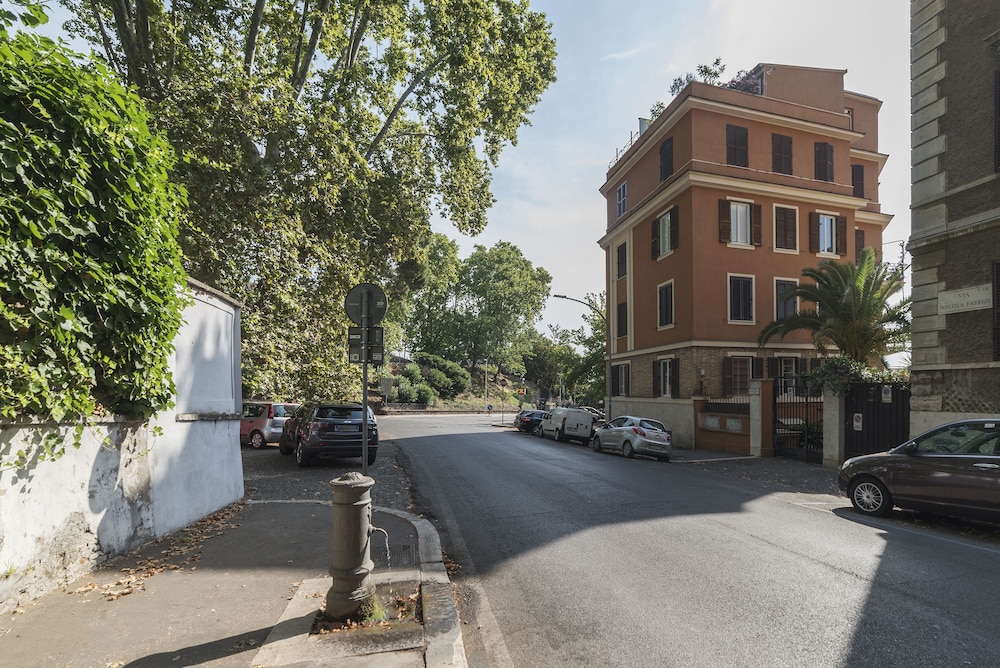 Borghetto Colli Lanzi Studio Flat