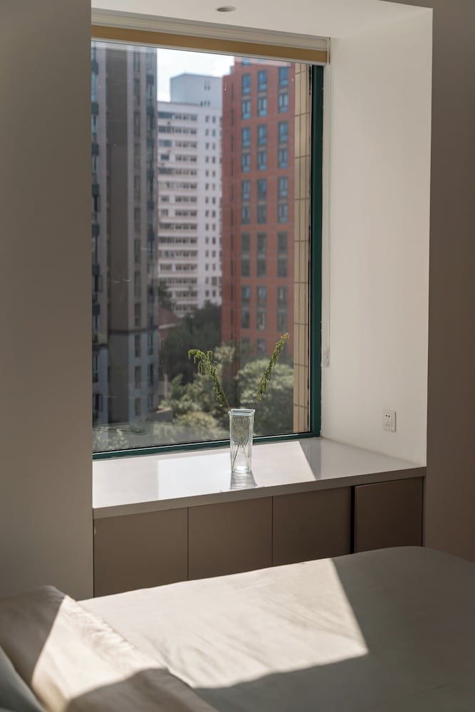 Book and Bed - Xujiahui