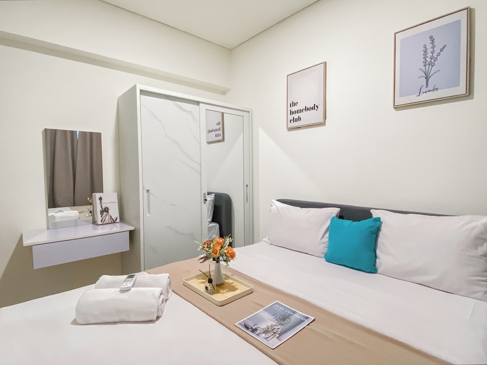 Homey And Good 2Br At Meikarta Apartment