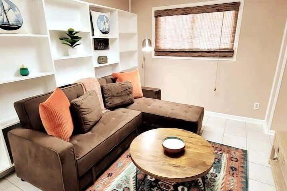 Madre Azul Bay House 3 Bedroom Home