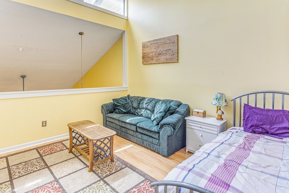 < 1/2 Mi to the Sand! Myrtle Beach Family Condo