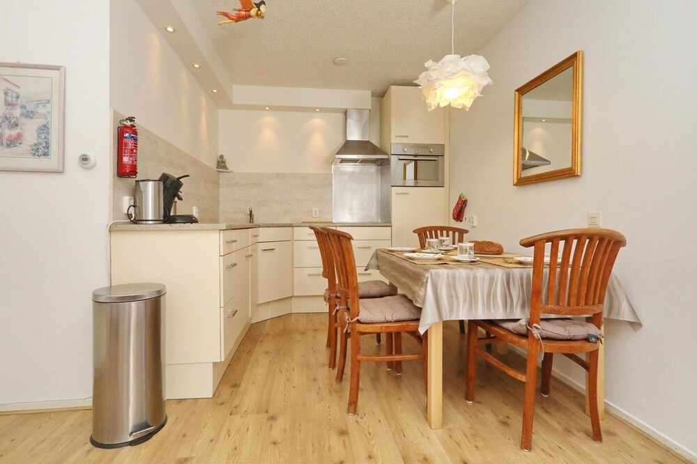 Holiday Home in Noordwijkerhout Near Lake