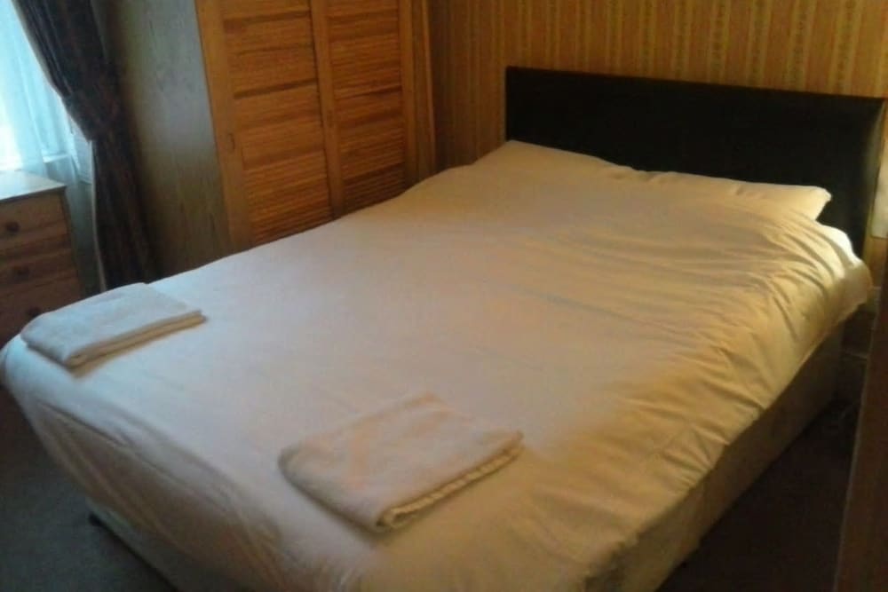 Beersbridge Lodge view 5