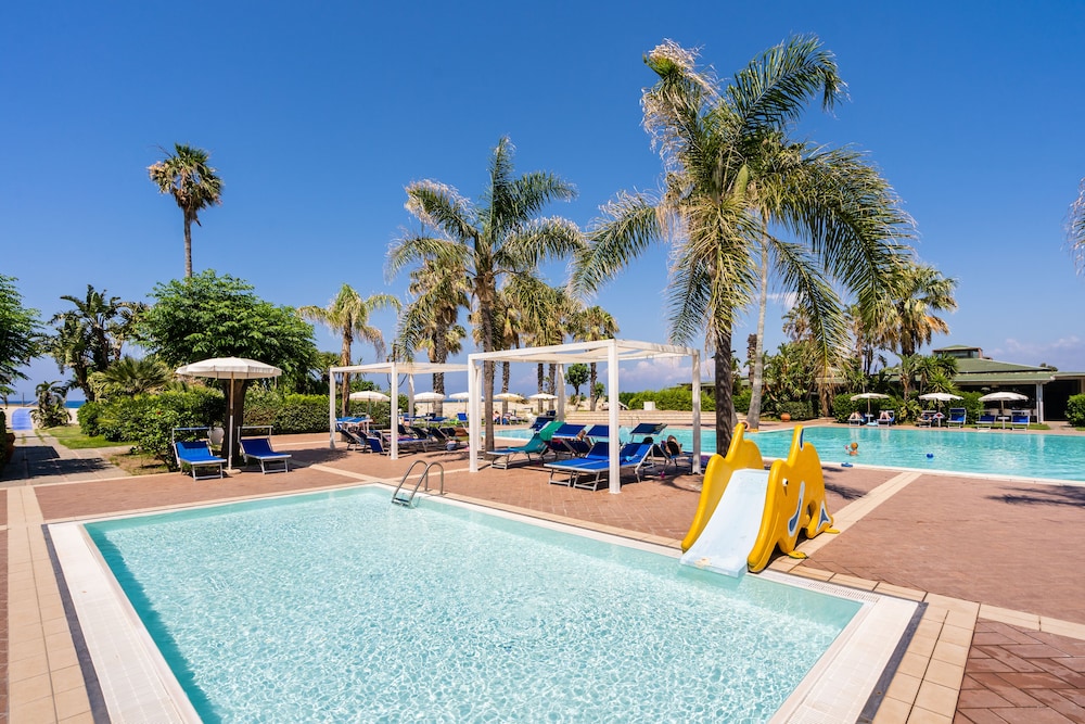 Le Dune Beach Club