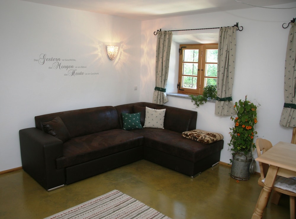 Haus Anni im Paradies