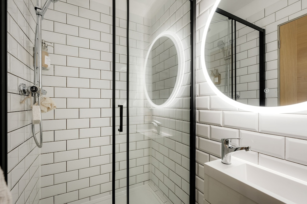 Tower Bridge Road Your Apartment