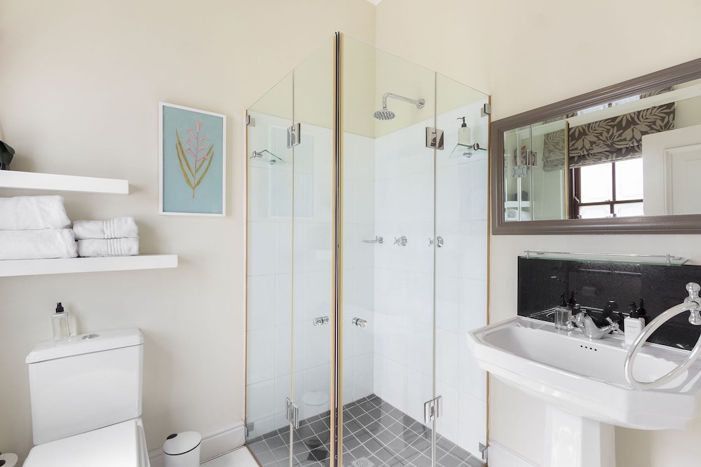 Winelands Golf Lodges at De Zalze