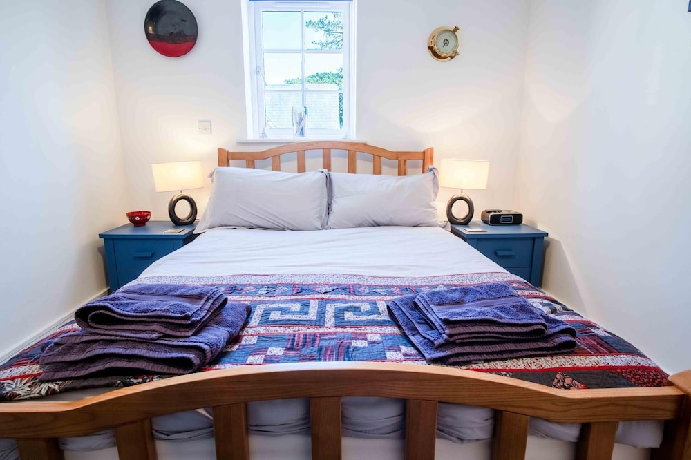 29 Rhodewood House - 2 Bedroom - Saundersfoot