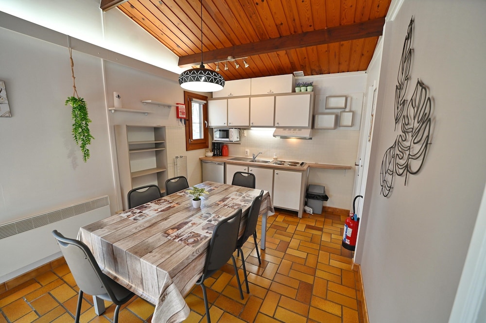 Chalet in Viroinval Near Nature Park