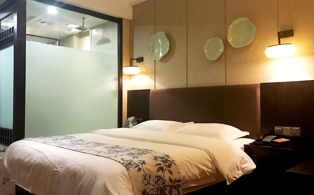 Jingdezhen CRYSTAL PUDI HOTEL