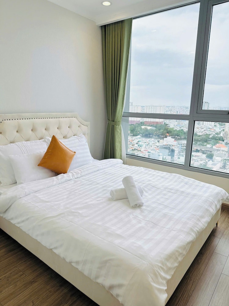 Landmark 5 Vinhomes Central Apartment