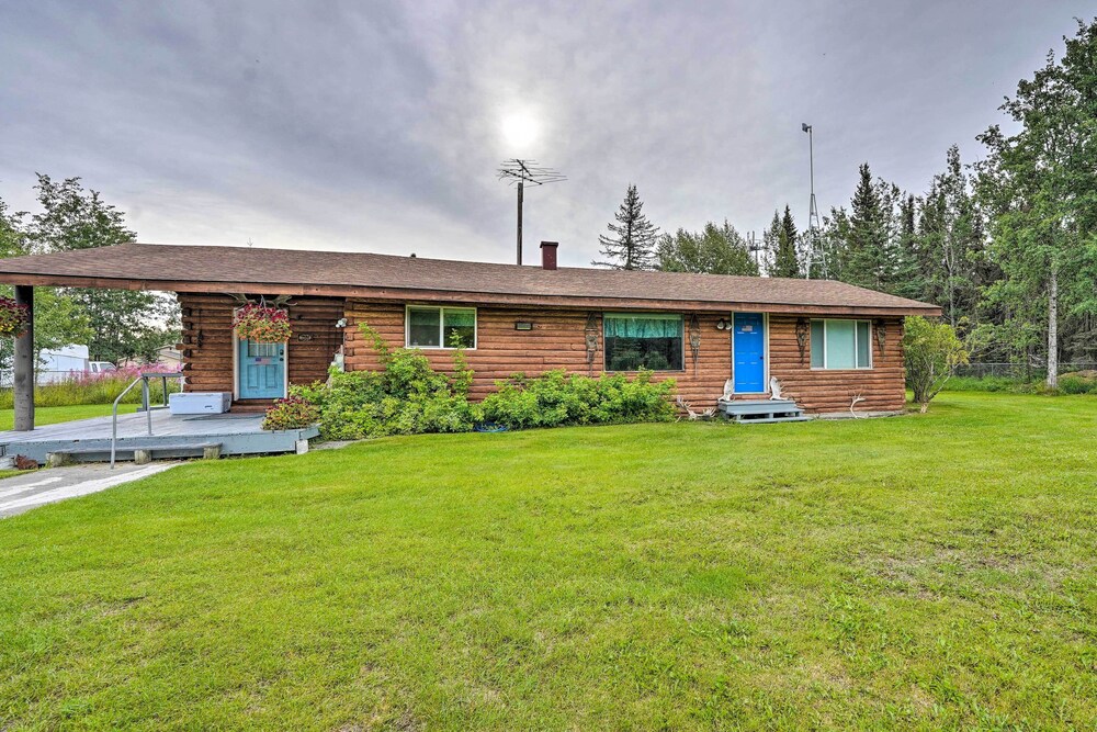 Soldotna Home Near Kenai River & Wildlife Refuge!