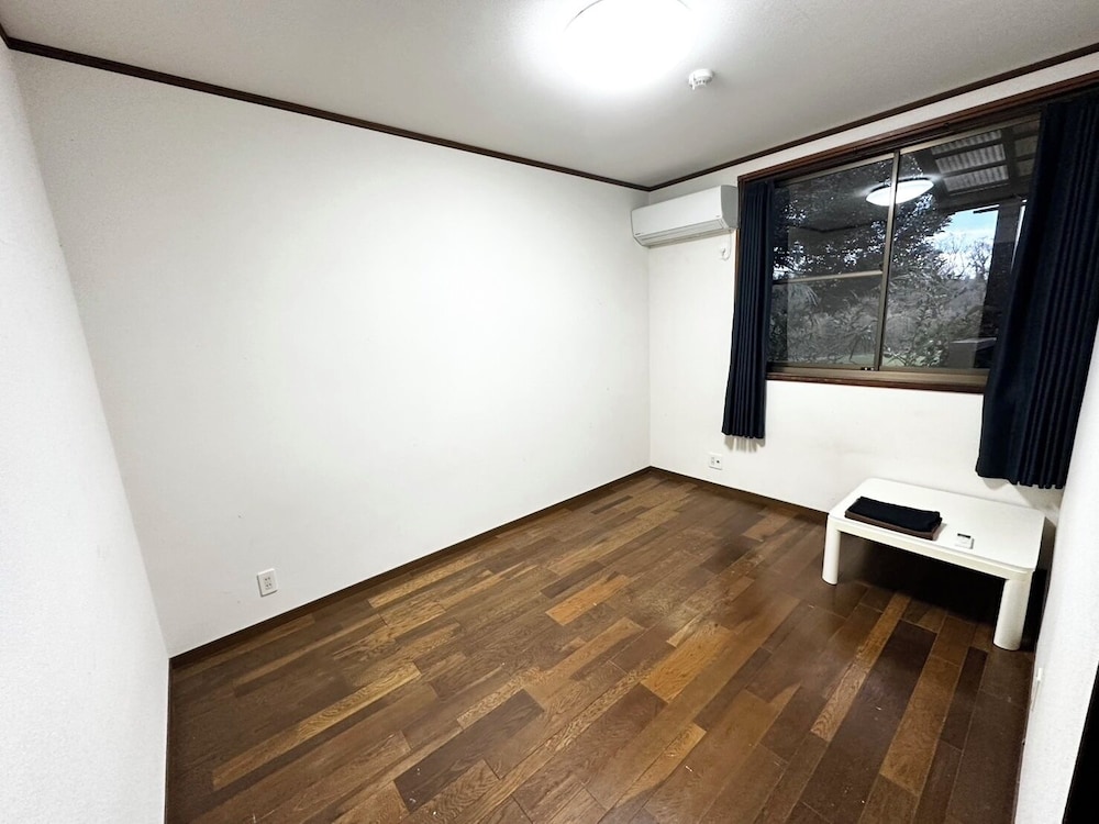 ASOBIYA HOUSE IKI