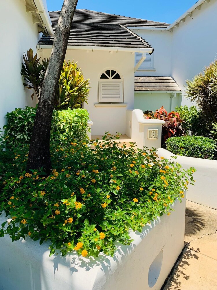Royal Villa by Island Villas