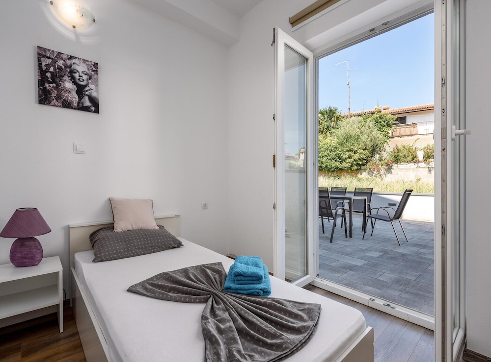 Apartment in Kukci Near Spadici Beach