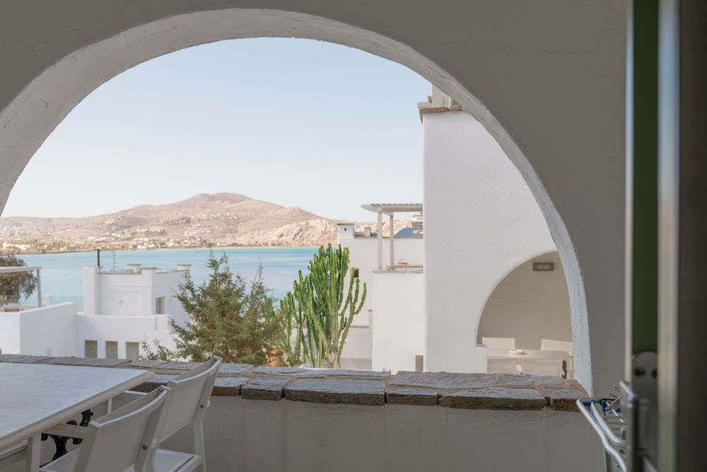Anthos Apartments Paros view 4