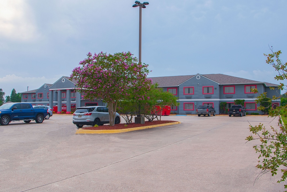 Americas Best Value Inn Donaldsonville