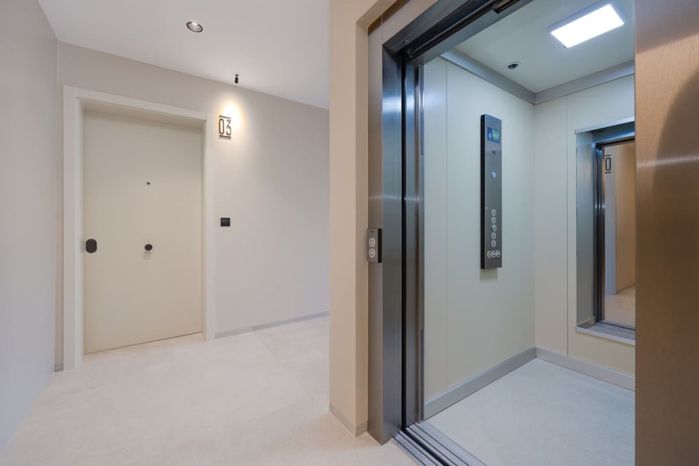 Kumquat Penthouse With Jacuzzi Rooftop Golf Las Colinas