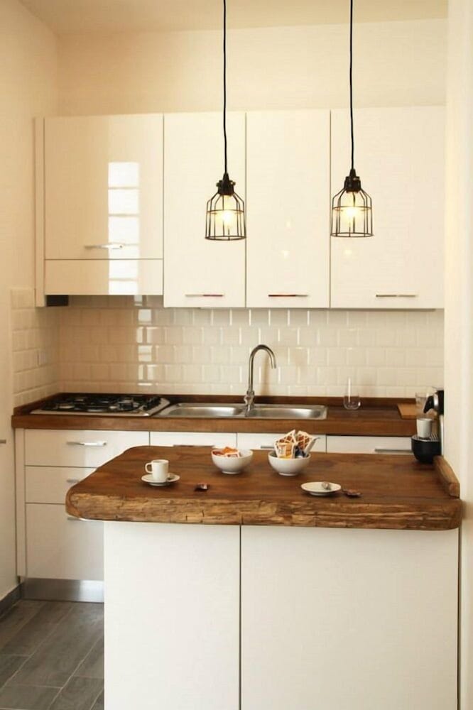 B&B In White