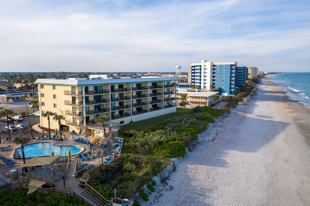 Las Olas Beach Club