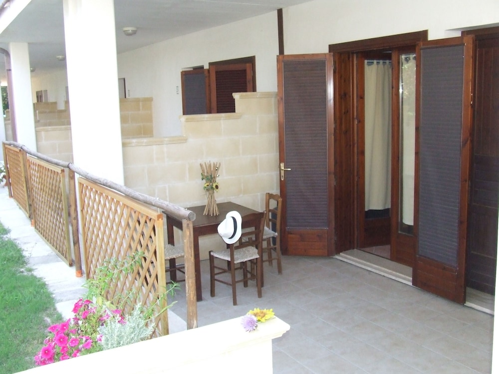 Residence Costa d'Otranto en Otranto — balance & terrace