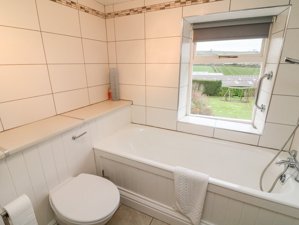 Eastburn Cottage