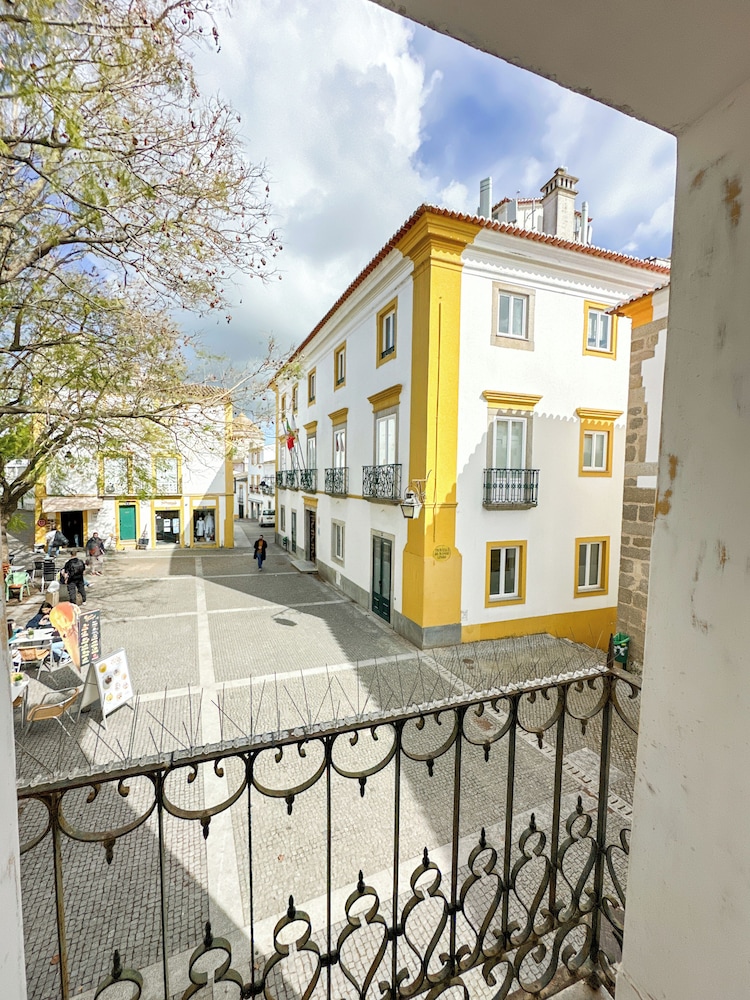 Largo Inn Suites Evora