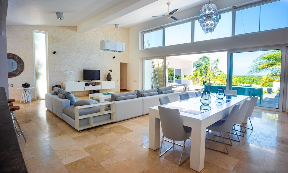 Villas Agua Dulce