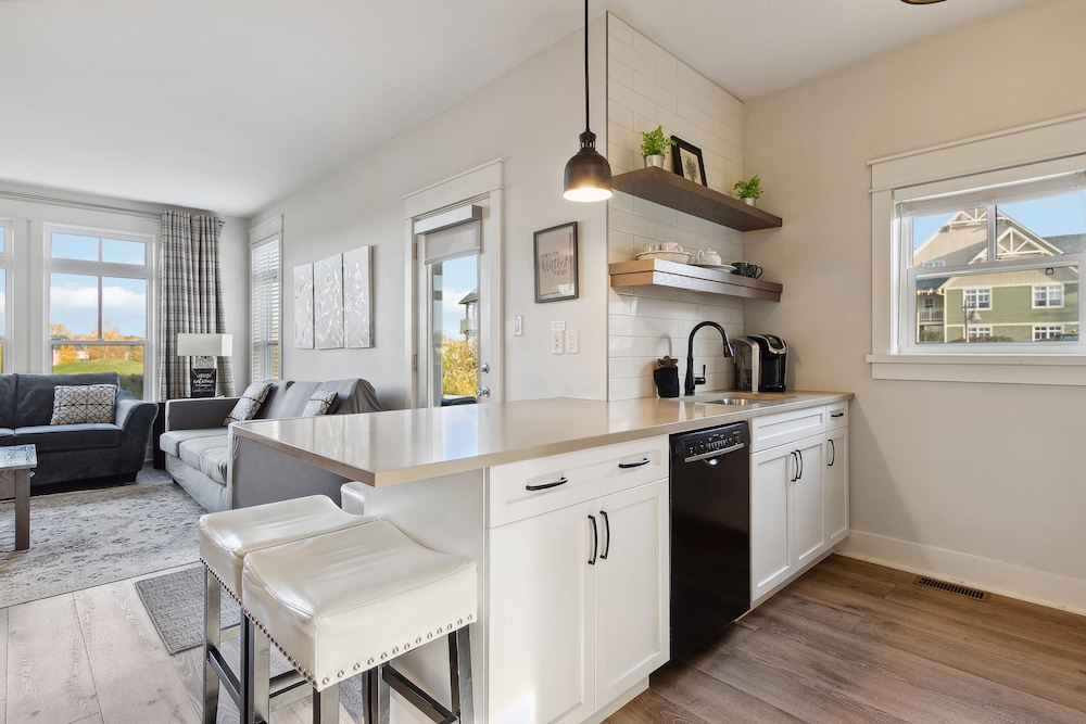 Rivergrass Condos