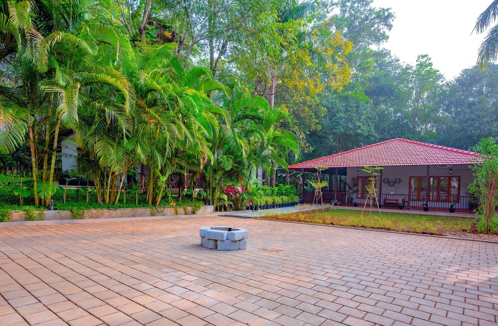 Deepwoodz Homestay by Z Vacations